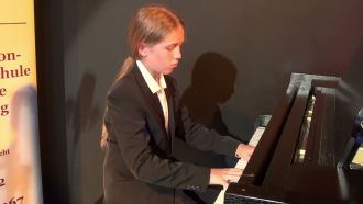 Fabian Binder - Klavier Fabian Binder - Klavier